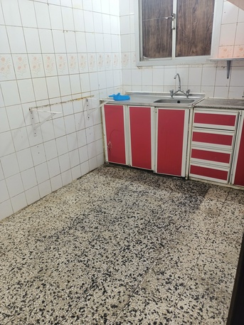 Gudaibiya, Apartments, Flats, Houses & Villas, BHD 200/month,  2 BR,  *** Semi Furnished 2 Bedroom Flat For Rent In Gudaibiya With Electricity*35529070