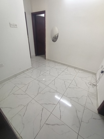 Gudaibiya, Apartments, Flats, Houses & Villas, BHD 200/month,  2 BR,  *** Semi Furnished 2 Bedroom Flat For Rent In Gudaibiya With Electricity*35529070