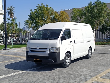 Zinj, Vehicles, Cars & Trucks , BHD 4200,  Toyota Hiace,  2015,  Manual,  295000 KM,  Highroof Cargo