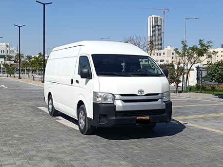 Zinj, Vehicles, Cars & Trucks , BHD 4200,  Toyota Hiace,  2015,  Manual,  295000 KM,  Highroof Cargo