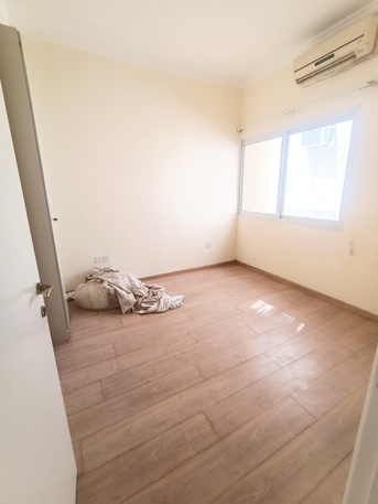 Hoora, Apartments, Flats, Houses & Villas, BHD 150/month,  2 BR,  Semi Furnished 2 Bedroom Flat For Rent In Hoora*35529070