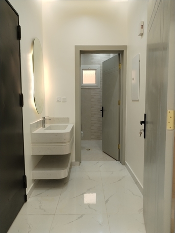 Al Malaz, Apartments, Flats, Houses & Villas, SAR 40000/year,  3 BR,  New Family Villa Apartment