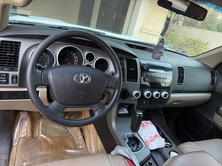 Thuwal, Vehicles, Cars & Trucks , SAR 59500,  Toyota Sequoia,  2011,  Automatic,  182000 KM,   In Excellent Condition