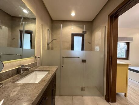 Amman, Apartments, Flats, Houses & Villas, JOD 9000/year,  Furnished,  2 BR,  0 Sq. Meter,  Jabal Amman. Pure Elegance. Fully Furnished.