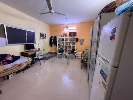 Umm Al Hamam, Bedspace For Rent, SAR 600/month,  3600/6 Months, Executive Bed Space In Furnished Flat Prime Location (Umm Al Hamam Gharbi)