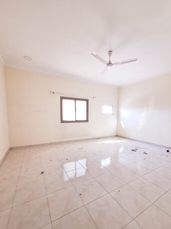 Jidhafs, Apartments, Flats, Houses & Villas, BHD 210/month,  3 BR,  Apartment For Rent In Jibla Habashi Area
