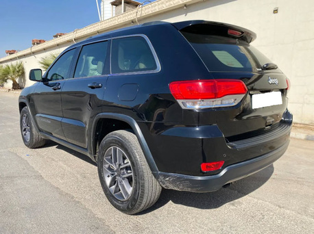 Riyadh, Vehicles, Cars & Trucks , SAR 80000,  Jeep Grand Cherokee Laredo 4*2,  2019,  Automatic,  78400 KM,