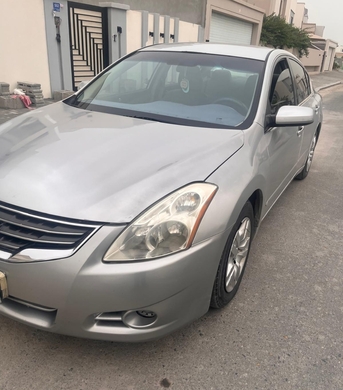 Riffa, Vehicles, Cars & Trucks , BHD 1000,  Nissan Altima,  2012,  Automatic,  280000 KM,    Urgent Sale