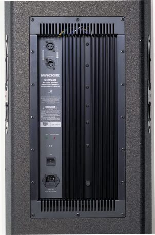 Riyadh, Home Audio, SAR 1850,  Mackie 15 Inch 3-way Powered Speaker Made In Italy Heavy Duty No Issues