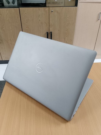 Manama, Tablet Computers, BHD 128,  Dell Core I7 10th Gen Laptop 16GB RAM 256GB SSD Win & Office Ready To Use Free Bag & Mouse