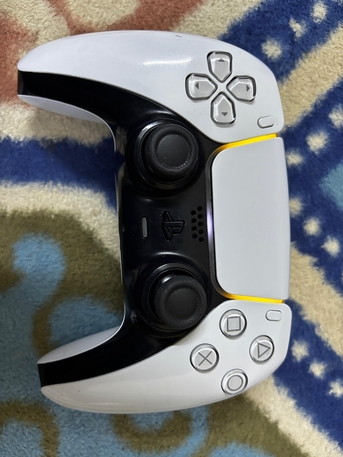 Hara, Video Games, SAR 200,  Ps5 Dual Sense Controller For Sale In Excellent Condition