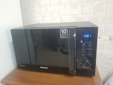Thuqbah, Appliances, SAR 250,  Microwave Oven Big / Samsung SMART