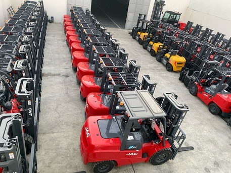 Riyadh, Vehicles, Cars & Trucks , SAR 49000,  CPCD,  2025,  Automatic,  ,  JAC FORKLIFT فوركليفت حاك