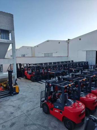 Riyadh, Vehicles, Cars & Trucks , SAR 49000,  CPCD,  2025,  Automatic,  ,  JAC FORKLIFT فوركليفت حاك