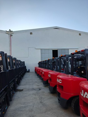 Riyadh, Vehicles, Cars & Trucks , SAR 49000,  CPCD,  2025,  Automatic,  ,  JAC FORKLIFT فوركليفت حاك