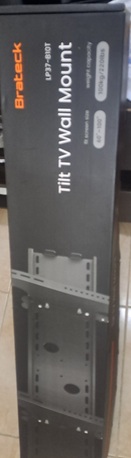 Jubail, Household Items, SAR 1300,  TCL LCD 58 Inch 4K HDR For Sale. Slightly Used With New Packed Bracket.
