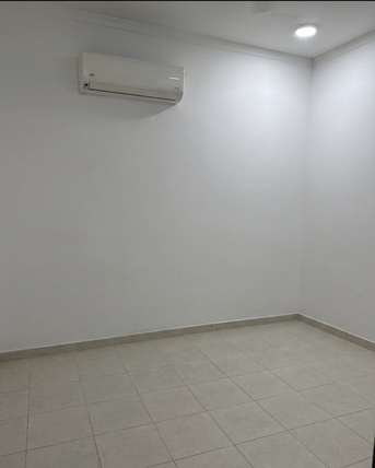 Manama, Rooms for Rent, BHD 85/month,  Room With Bathroom And Car Parking Near LULU Mall,Manama