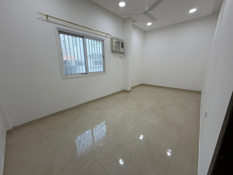 Salmaniya, Apartments, Flats, Houses & Villas, BHD 200,  1 Bhk Semi Furnished 200 BD With Ewa