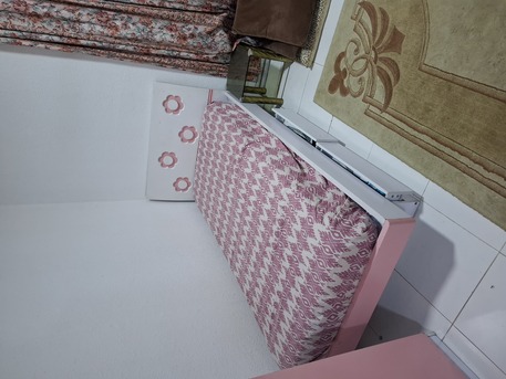 Jeddah, Furniture, SAR 1200,  2 Single Beds+mattresses +cupboard +study Table +chair