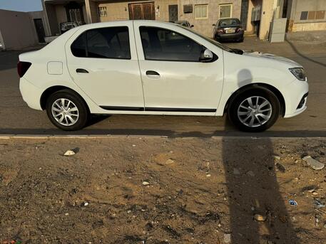 Jeddah, Vehicles, Cars & Trucks , SAR 18000,  Renault Symbol,  2020,  Automatic,  140000 KM,    For Sale
