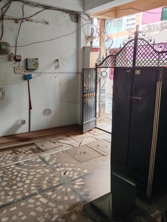 Hyderabad, Real Estate For Sale, INR 13000000,  6 BR,  100 Sq. Yard,  House For Sale G+2+P.H 100Sqrd Shaikpet Manikonda Tolichowki