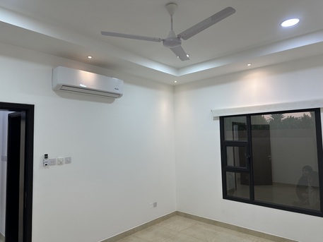 Sanad, Villas, BHD 450,  Furnished,  350 Sq. Meter,  Semi Furnished Villa For Rent In Jurdab
