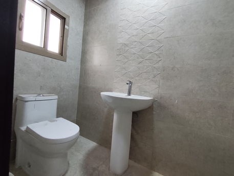 Juffair, Apartments, Flats, Houses & Villas, BHD 160/year,  1 BR,  Juffair:- Spacious Studio Flat On Rent With Split Ac & Unlimited Ewa..