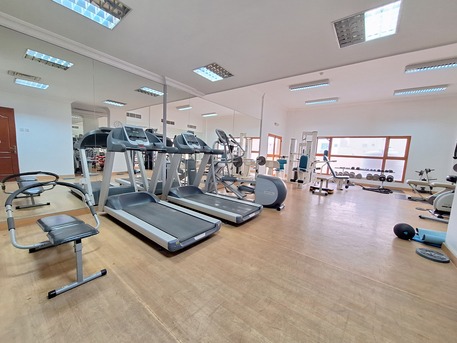 Juffair, Apartments, Flats, Houses & Villas, BHD 400/month,  Furnished,  170 Sq. Meter,  Naturally Well-Lit Magnificent View Large Balcony Closed Kitchen Facilities Near Bahrain