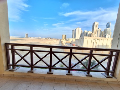 Juffair, Apartments, Flats, Houses & Villas, BHD 400/month,  Furnished,  170 Sq. Meter,  Naturally Well-Lit Magnificent View Large Balcony Closed Kitchen Facilities Near Bahrain