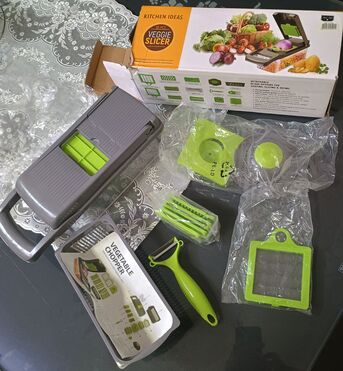 Yanbu, Household Items, SAR 35,  Hot Pot And Veggie Slicer