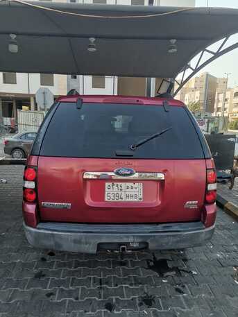 Riyadh, Vehicles, Cars & Trucks , SAR 12000,  Ford Explorer,  2006,  Automatic,  300001 KM,    Meroon Color In Good Condition