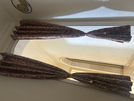 Jeddah, Household Items, SAR 60,  Curtains( 2)With Tieback(2)