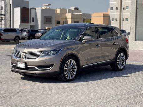 Manama, Vehicles, Cars & Trucks , BHD 3700,  Lincoln MKX,  2016,  Automatic,  294100 KM,    (Grey)