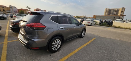 Khobar, Vehicles, Cars & Trucks , SAR 69000,  Nissan X-Trail,  2020,  Automatic,  107000 KM,  Nissan X Trail 4x4 Family Car For Sale