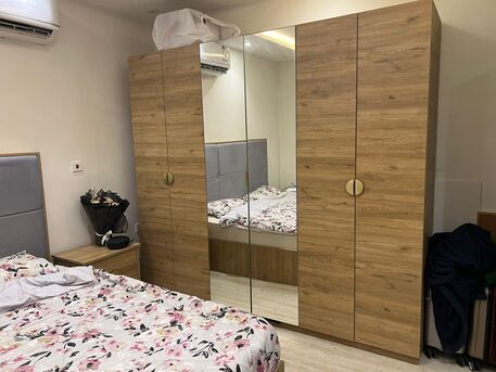 Riyadh, Furniture, SAR 3000,  Selling A Modern, High-quality Bedroom Set (purchased New In Nov 2020)