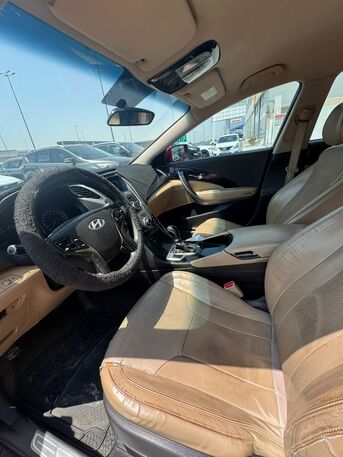 Manama, Vehicles, Cars & Trucks , BHD 1800,  Hyundai Azera,  2012,  Automatic,  218500 KM,    (Red)