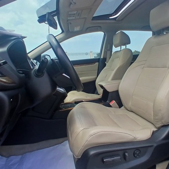 Zinj, Vehicles, Cars & Trucks , BHD 7500,  Honda CR-V,  2020,  Automatic,  83000 KM,    Touring | Full Option | AWD | Full Insurance