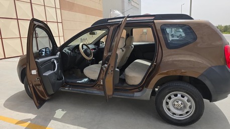Al Mazruiyah, Vehicles, Cars & Trucks , SAR 23000,  Renault Duster,  2014,  Automatic,  120000 KM,  Well Maintained And In Good Running Condition With Neat Interior & Exterior
