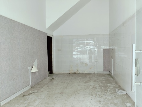 Manama, Shops, BHD 200,  Shop For Rent 1 Shutter With 1 Bath Shop Size 4/7 Miter Lant In -((( Manama)))