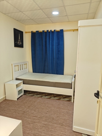 Al Rakah Al Janubiyah, Rooms for Rent, SAR 1150/month,  Executive Muslim Male Room Available For Rent!