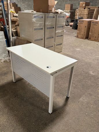 Mushrefah, Furniture, SAR 350,  White Metal Office Desk For Sale