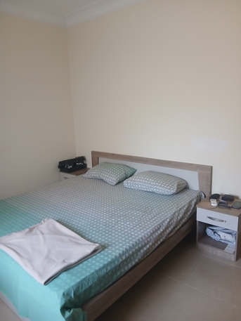Khobar, Furniture, SAR 1400,  Hkmebox Super King Size Double Bed With Mattress And Dressing Table