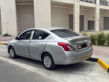 Manama, Vehicles, Cars & Trucks , BHD 1550,  Nissan Sunny,  2013,  Automatic,  2335667 KM,
