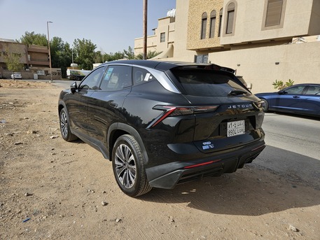 Riyadh, Vehicle Lease Transfer, Jetour Dashing 2024 2 Year 3 Months Paid Just Transfer No Demand