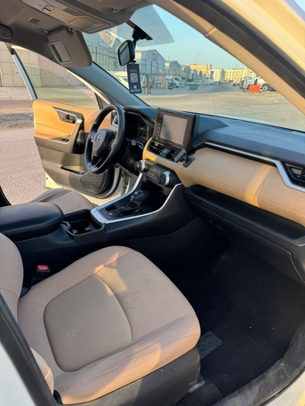Dammam, Vehicles, Cars & Trucks , SAR 66500,  Toyota RAV4,  2021,  Automatic,  260000 KM,