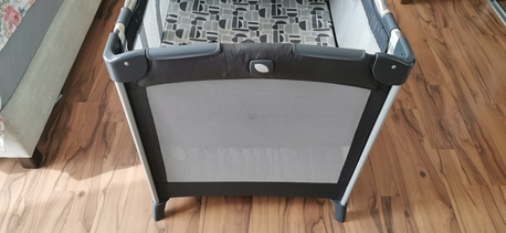Manama, Baby & Kid Stuff, BHD 25,  Joie Baby Travel Cot & Changing Station