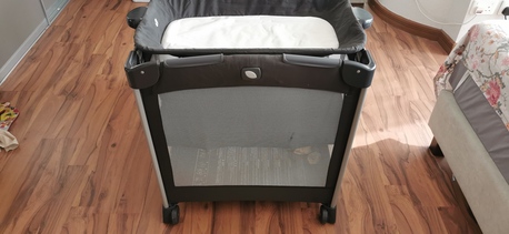 Manama, Baby & Kid Stuff, BHD 25,  Joie Baby Travel Cot & Changing Station
