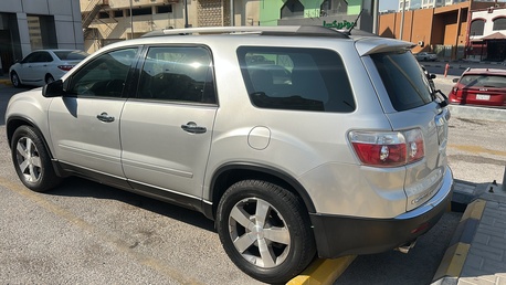 Khobar, Vehicles, Cars & Trucks , SAR 24000,  Gmc Acadia,  2012,  Automatic,  195000 KM,    Just Buy And Drive