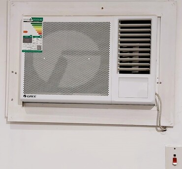 Jeddah, Air Conditioners, SAR 002500,  Selling 2 AC Units