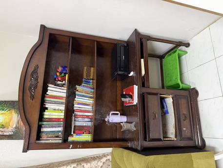 Jubail, Furniture, SAR 450,  15 Seater Sofa And Book Shelf